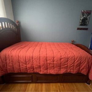 Pottery Barn Teen Red Quilt